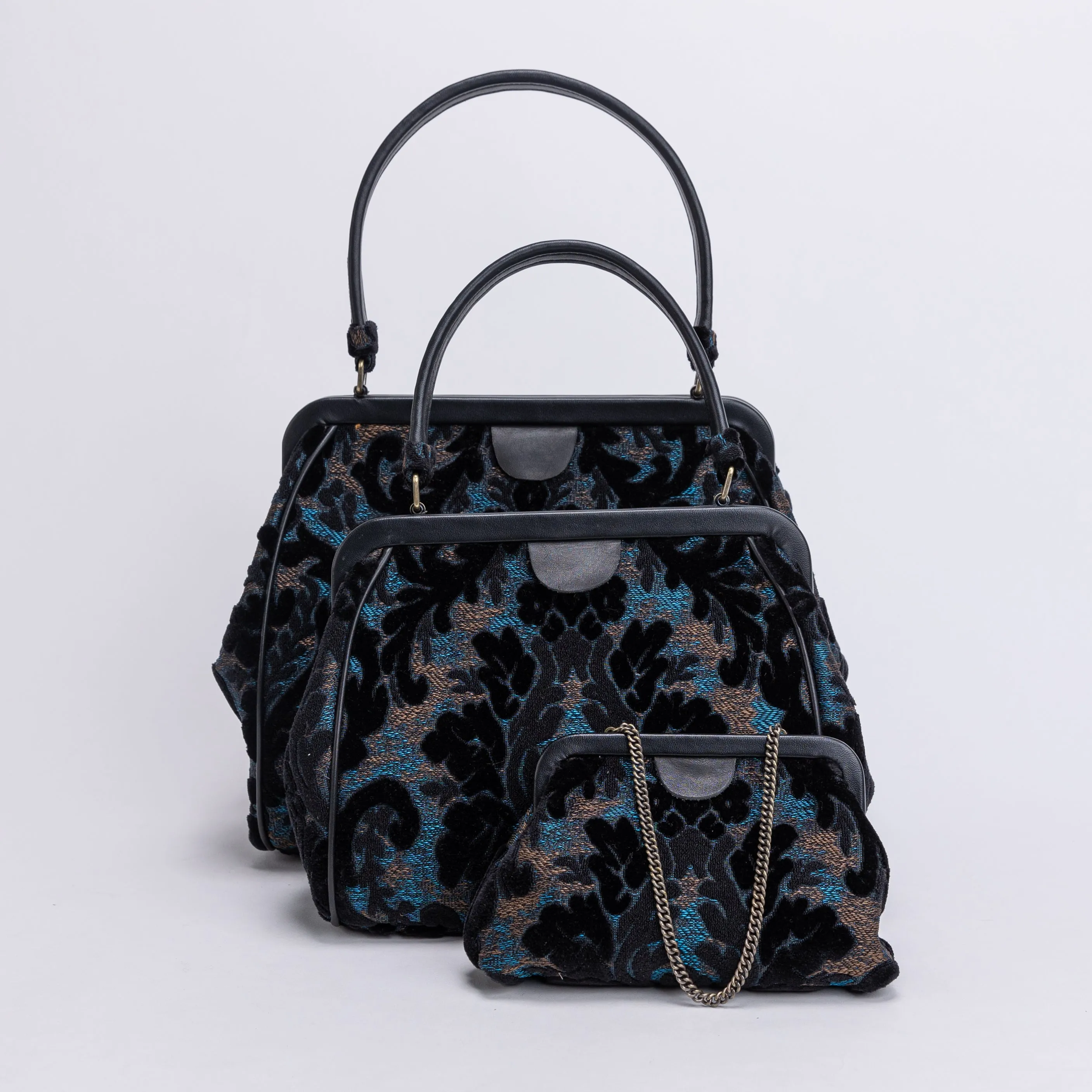 Burnout Velvet Black Alma Clutch