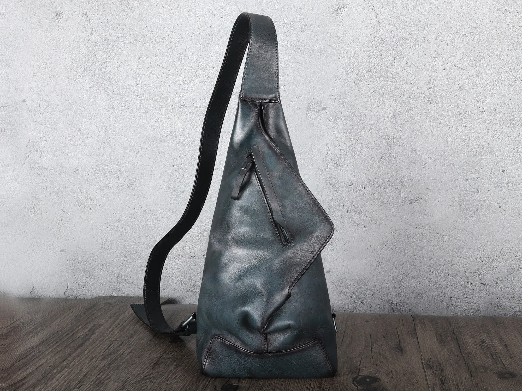 Casual Vintage Handmade Sling Leather Bag Chest Shoulder Backpack