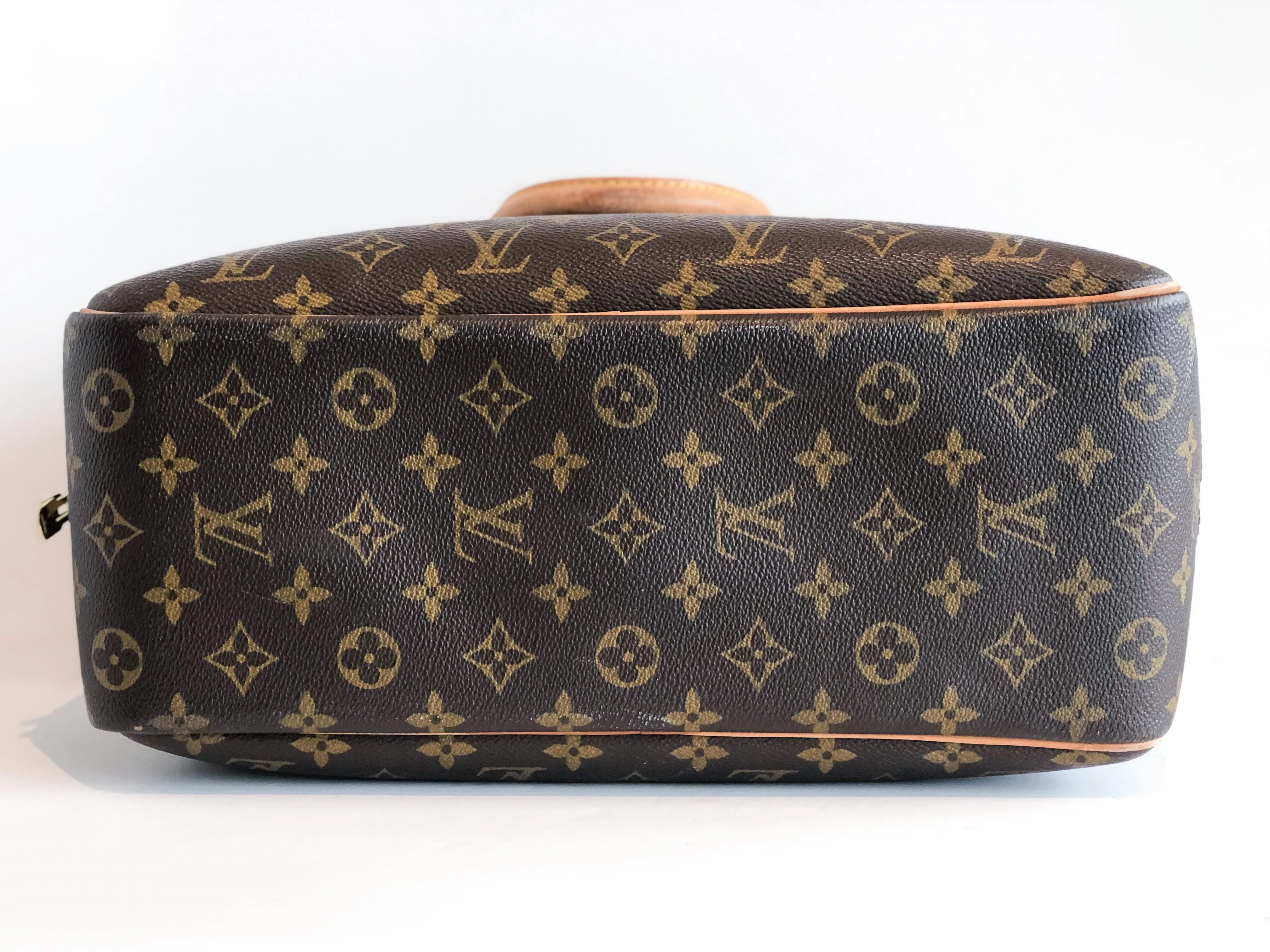 Louis Vuitton Monogram Deauville Bag