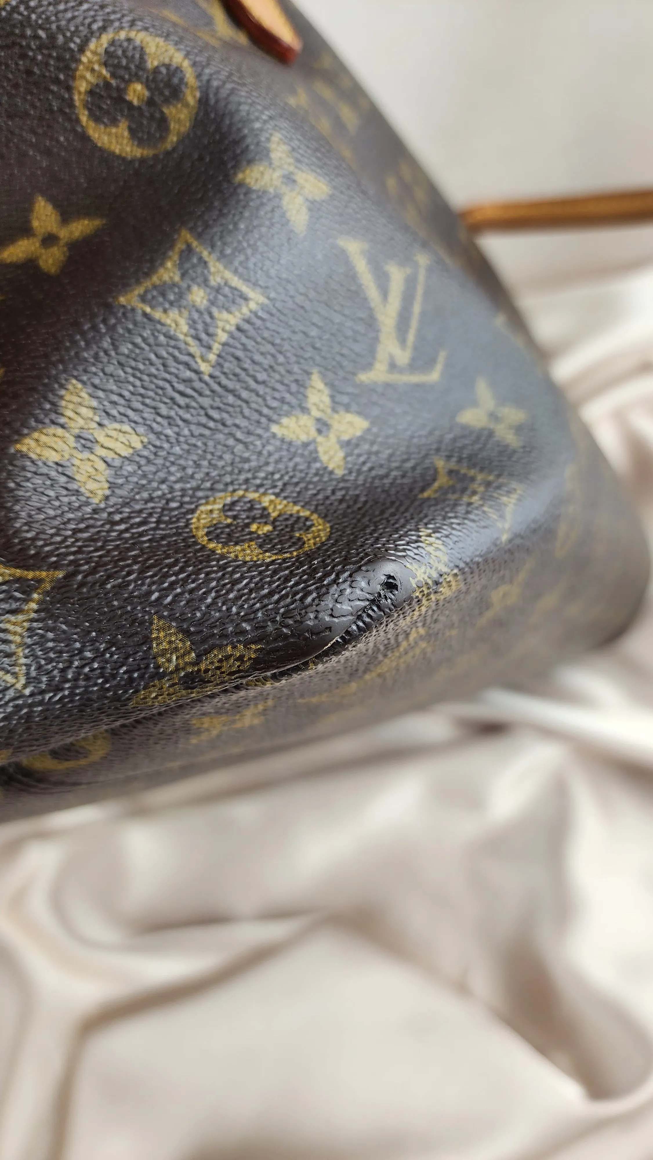 Louis Vuitton Monogram Raspail PM Tote - 855