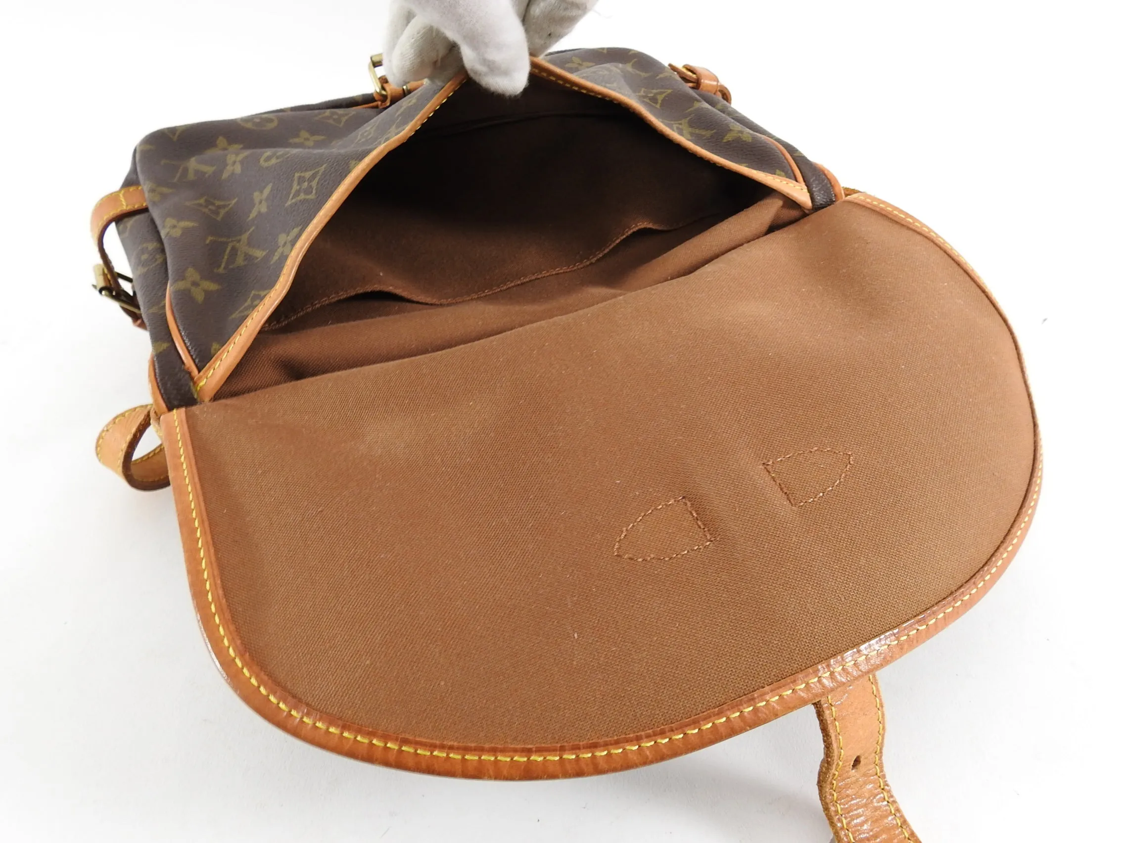 Louis Vuitton Monogram Saumur 30 Crossbody Bag