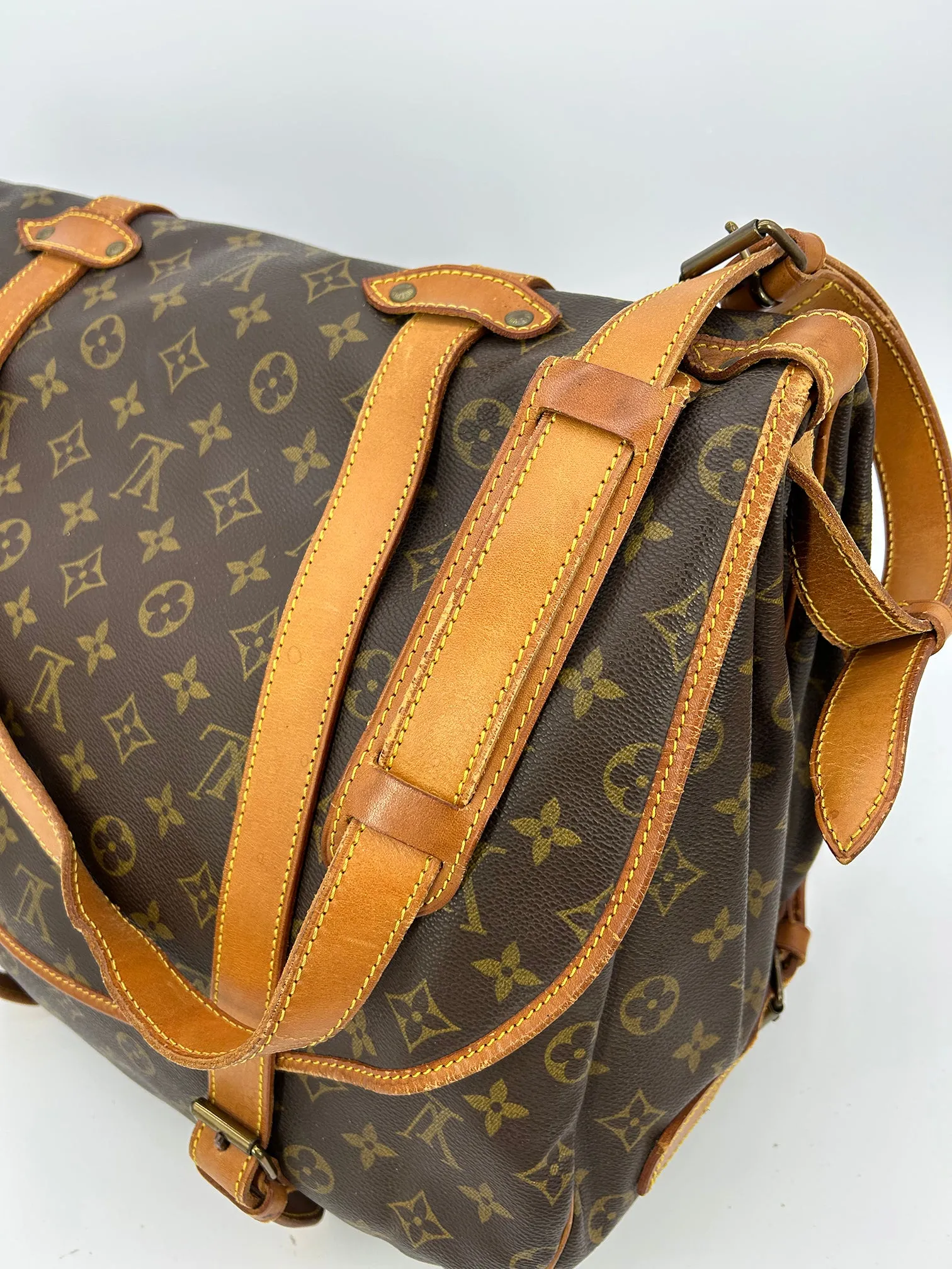 Vintage Louis Vuitton Monogram Samur 43 Messenger Shoulder Bag
