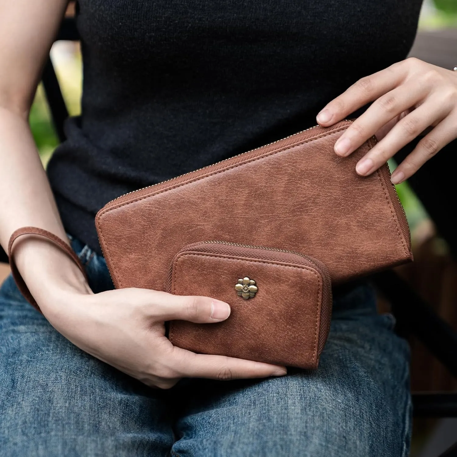 Women's Wallet RFID Blocking Leather Zip Around Large Capacity Card Holder Ladies Phone Clutch Long Purse Wristlet